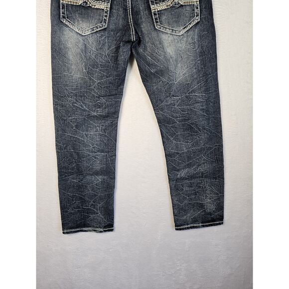 True Luck Men`s Jeans Straight Fit Medium Wash Sz 34x30 NWT Embroidered Pockets‎ - Picture 4 of 11